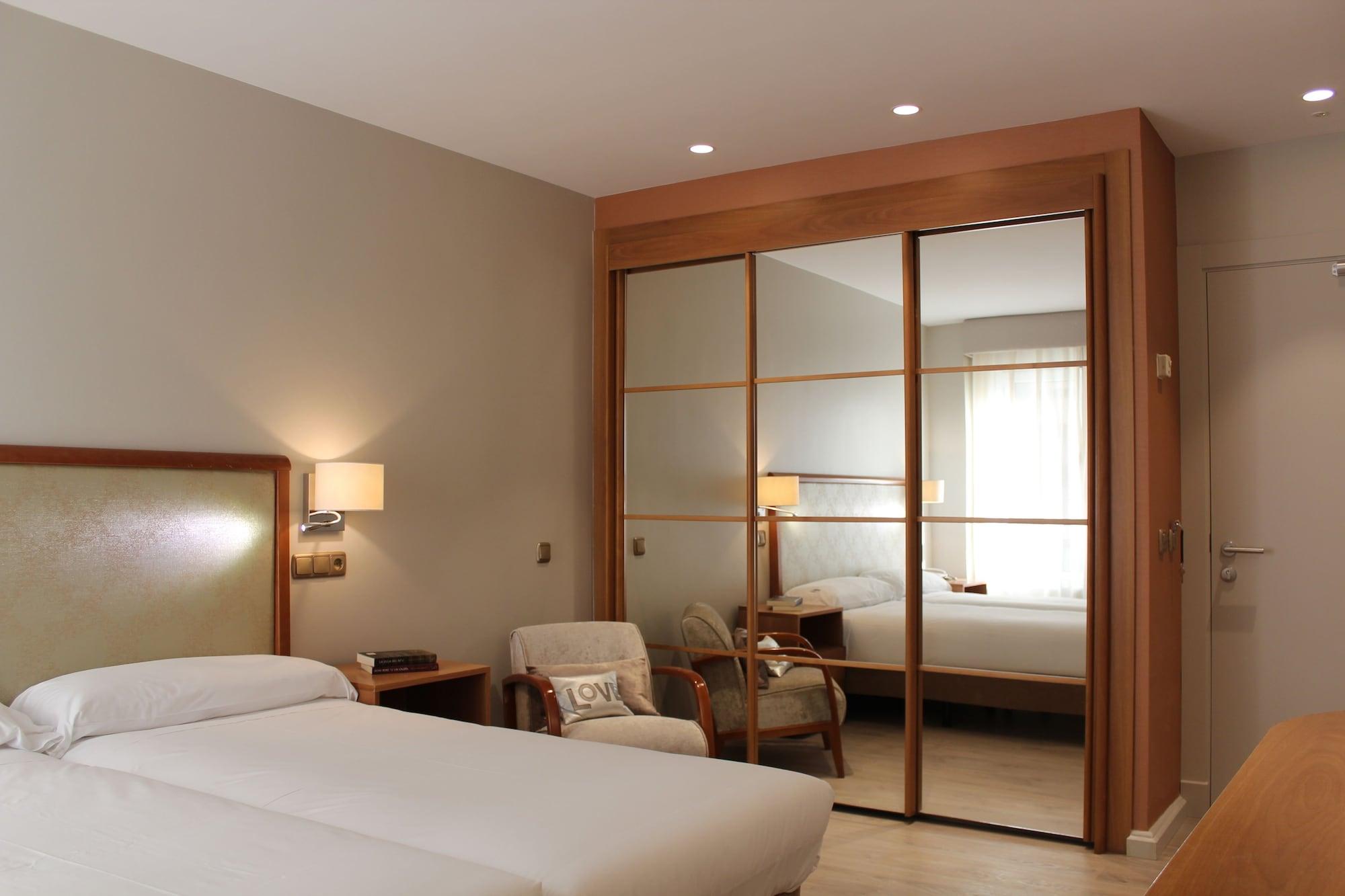 Hotel Carreno Oviedo Eksteriør bilde