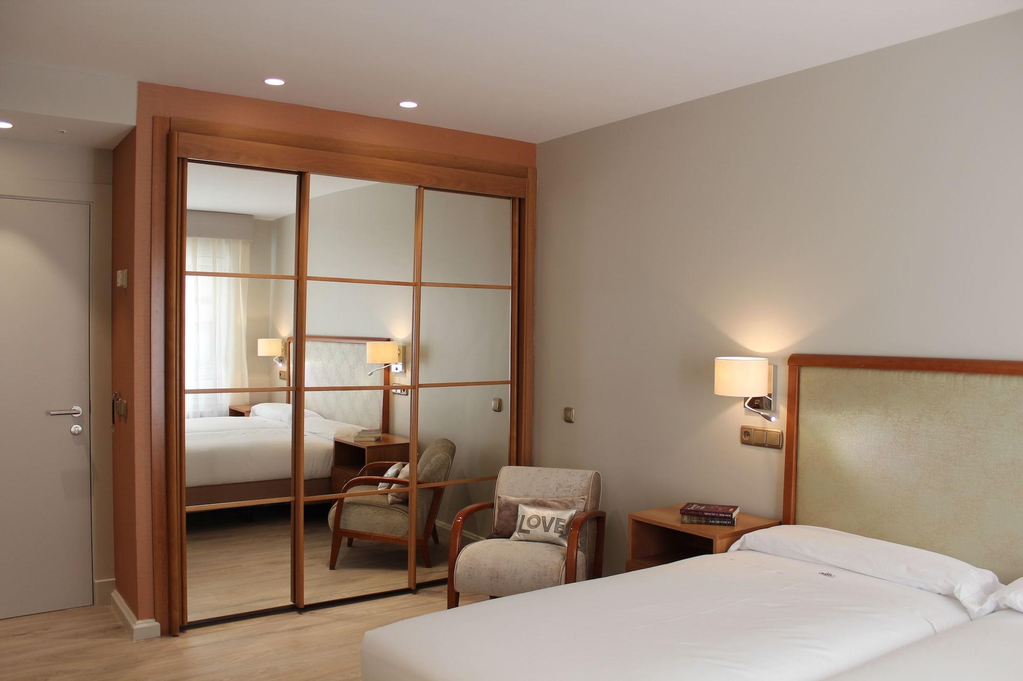 Hotel Carreno Oviedo Eksteriør bilde