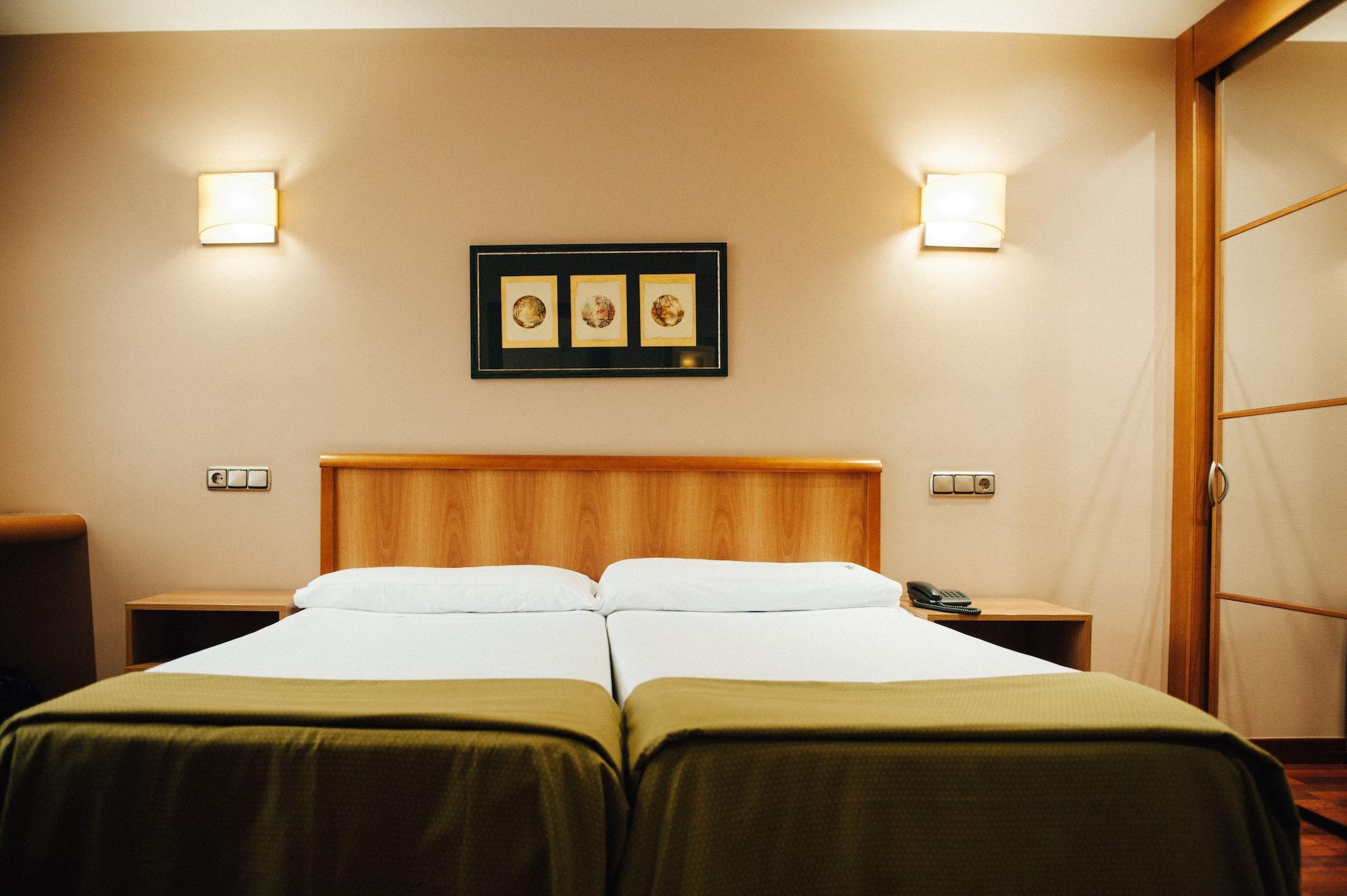 Hotel Carreno Oviedo Eksteriør bilde